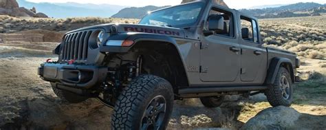 2022 jeep gladiator ground clearance